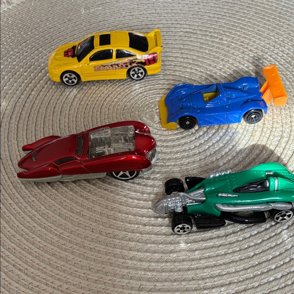 Hot Wheels Die-Cast Toy Car Set - Multicolor